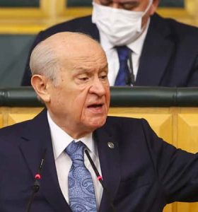 Bahçeli: Eğer şartlar içinden çıkılmaz bir hale bürünürse NATO’dan ayrılmak bile alternatif bir tercih olarak gündeme alınmalıdır