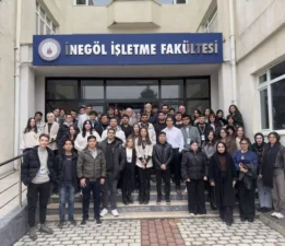 Muzaffer Çilek’ten gençlere tecrübe paylaşımı