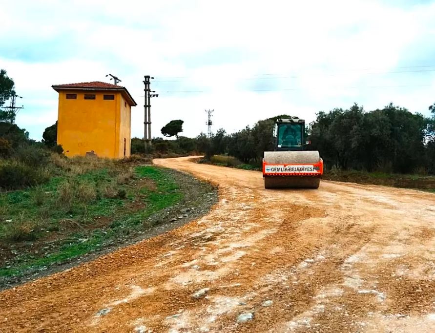 Gemlik’te arazi yolları açılıyor