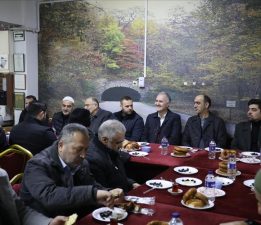 Bereket Sofrasının Bu Haftaki Durağı Hacı Lütfullah Cami Oldu