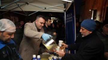 Büyükşehir’den yeni yılın ilk sabahında camilerde çorba ikramı