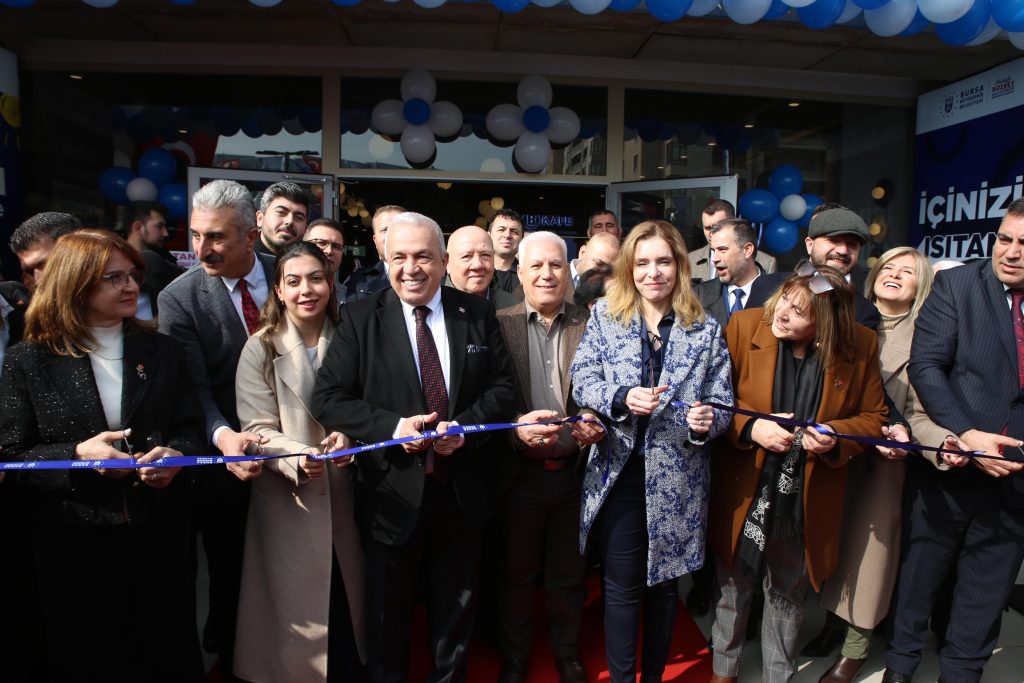 B Kafe’nin 8. şubesi Ataevler’de açıldı