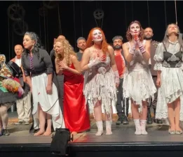 Bursa Devlet Tiyatrosu, ‘Othello’ oyunu ile izleyicilerle buluştu