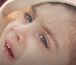 “O Küçük Beden Toprağa Girmesin Diye El Ele Verelim”