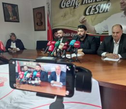 Bursa’da Cumhuriyet Bayramı Kutlamaları ve Siyasi Eleştiriler: 3 Parti Ortak Açıklama Yaptı