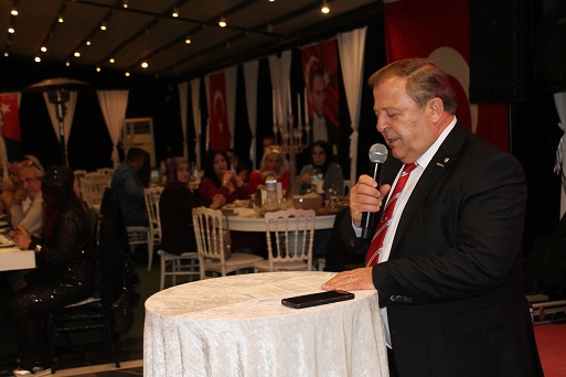 Emekli Bu Ülkenin Çimentosu, Çakıl Taşıdır