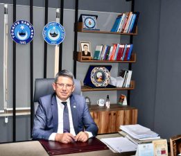 Cumhuriyet, İmanla Yoğrulmuş Bir Diriliş Destanıdır