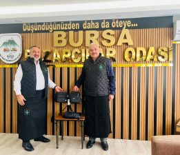 Refik Aksu’dan Esnafa Sürpriz Destek: “Soğuk Havada Sıcak Bir Dokunuş!”