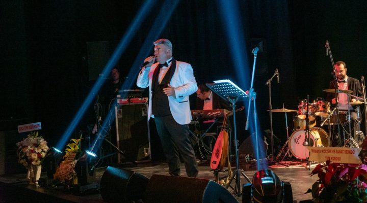 ÇEKSANAT GKM’de Bahadır Sevik ile Zamansız Şarkılar Gecesi