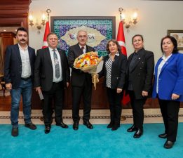 Bursa Valisi Ayyıldız’a TÜED Uludağ Şubesinden Ziyaret